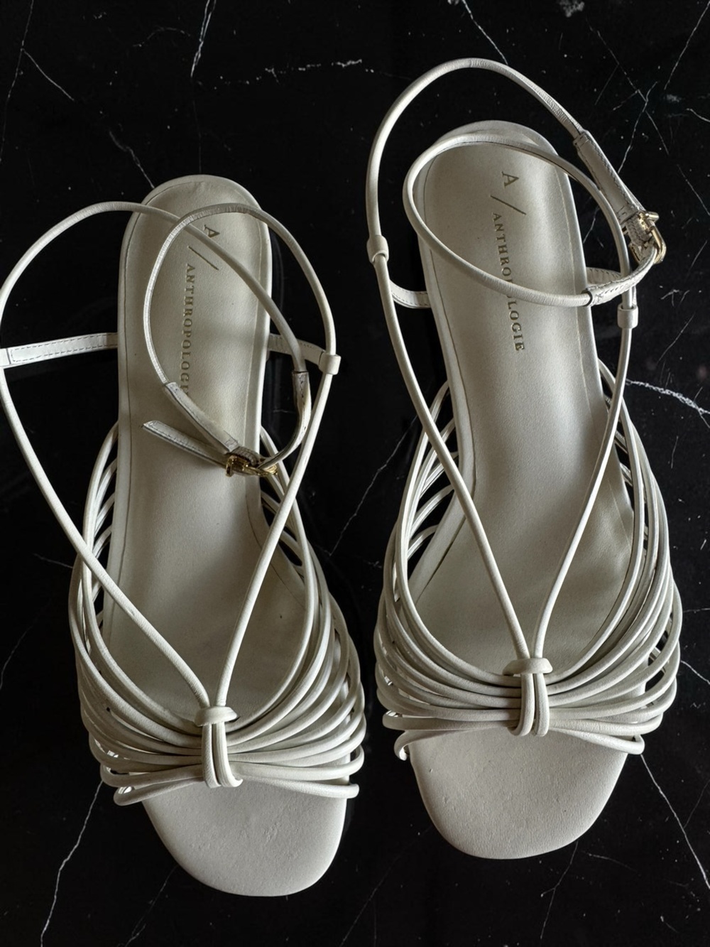 Anthropologie White Buckle Up Strappy Flat Sandals SZ 6